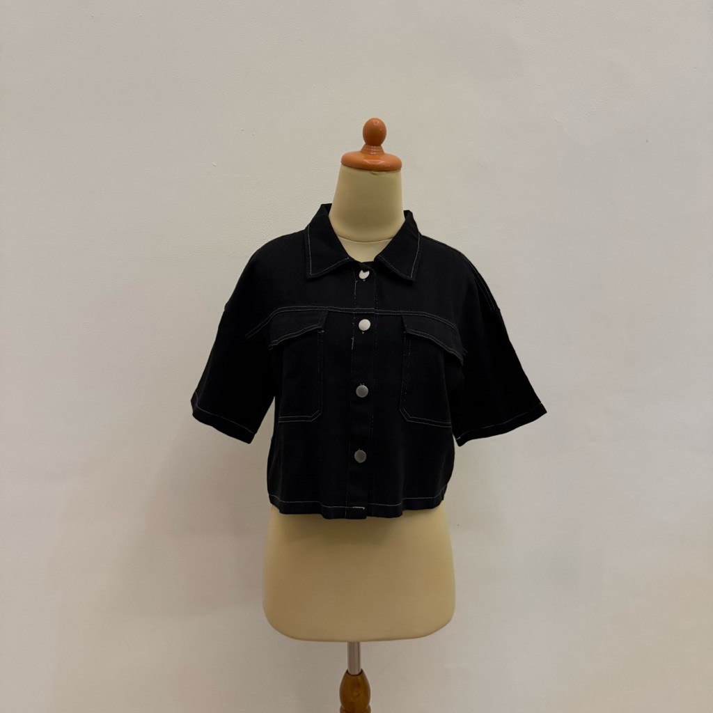 PRELOVED Clouwny Black Denim Jeans Buttons Short Sleeve Crop Top Blouse Fashion Wanita