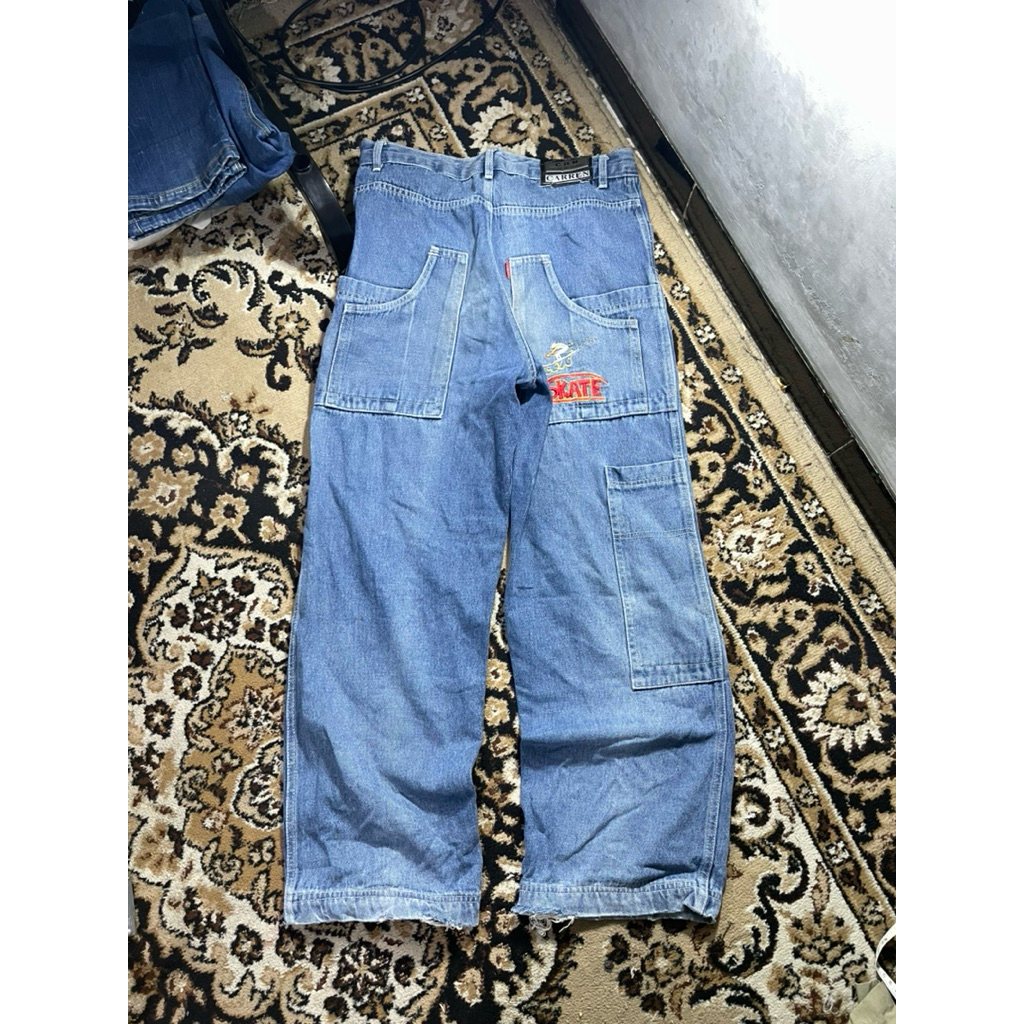 baggy jeans y2k skaters