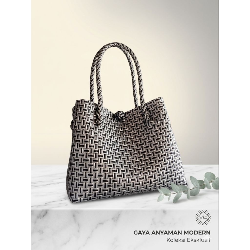 Tas anyaman tali jali /Jali bag