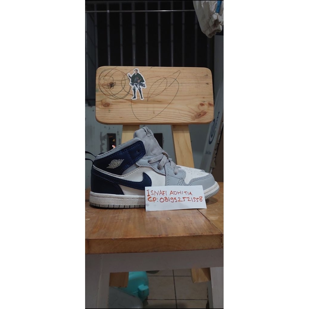 Sepatu anak Nike Air Jordan 1 Mid Toddler preloved