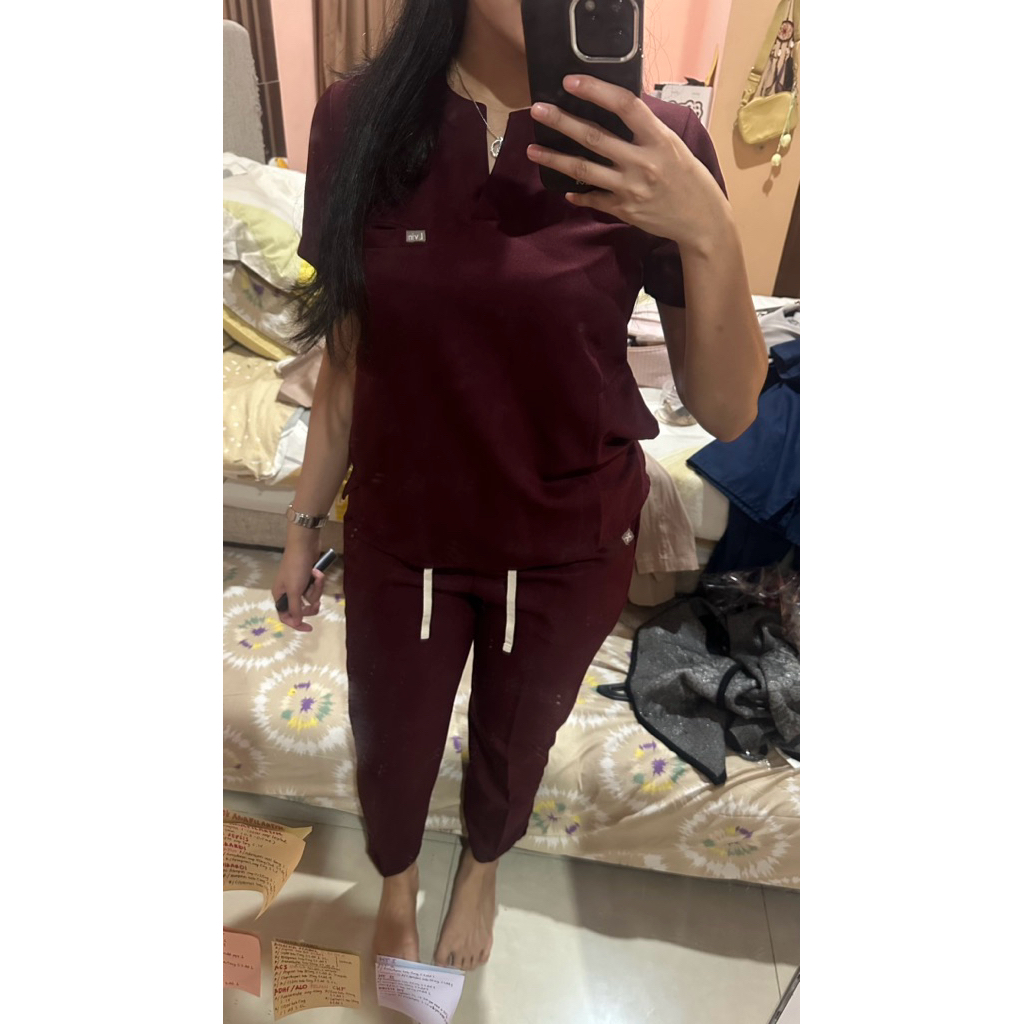 Lvin Yuta Maroon size S