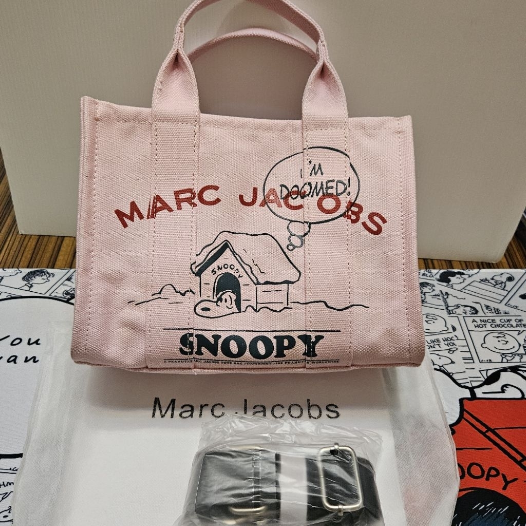 Snoopy Tote Bag / Sling Bag / Camera Bag Snoopy Ready New