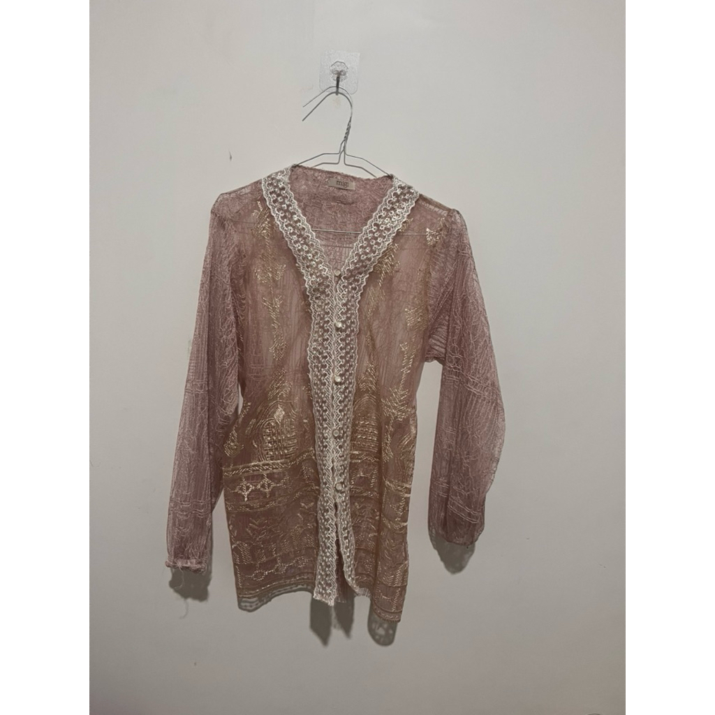 outer brokat dusty pink migi