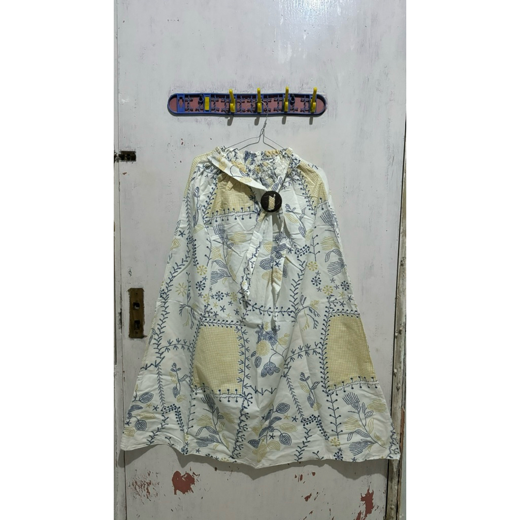 Rok Batik Pinggang Karet Preloved