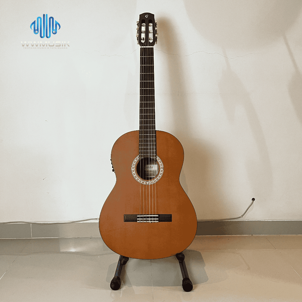 Genta C-200-E Gitar Klasik Elektrik – Spruce Top Nylon D’Addario