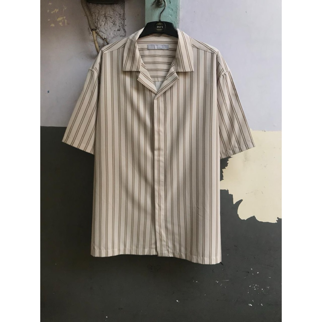 kemeja pria opencollar 8seconds lengan pendek preloved