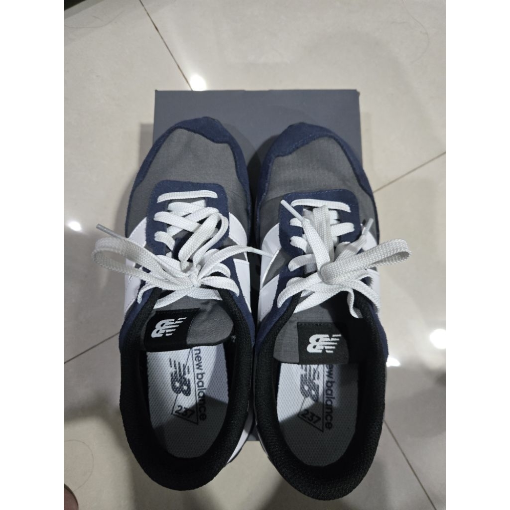 sepatu new balance 237 biru second 100% original mulus nego tipis