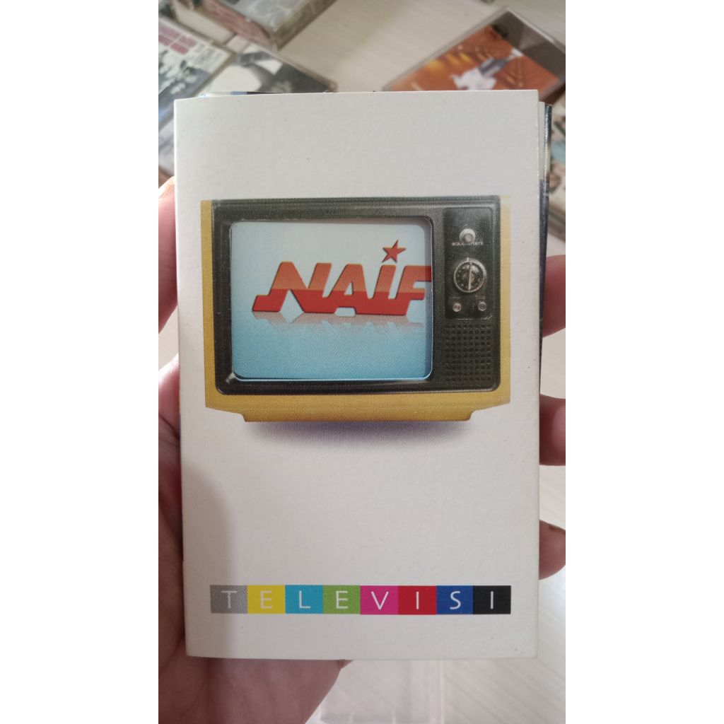 koleksi kaset pita NAIF "Televisi"