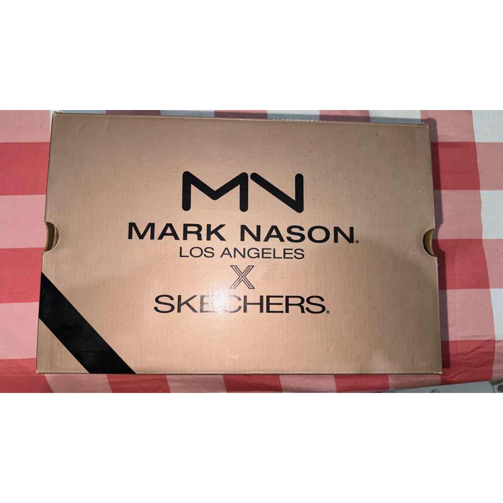 Sepatu wanita Collab Mark Nason X Skechers