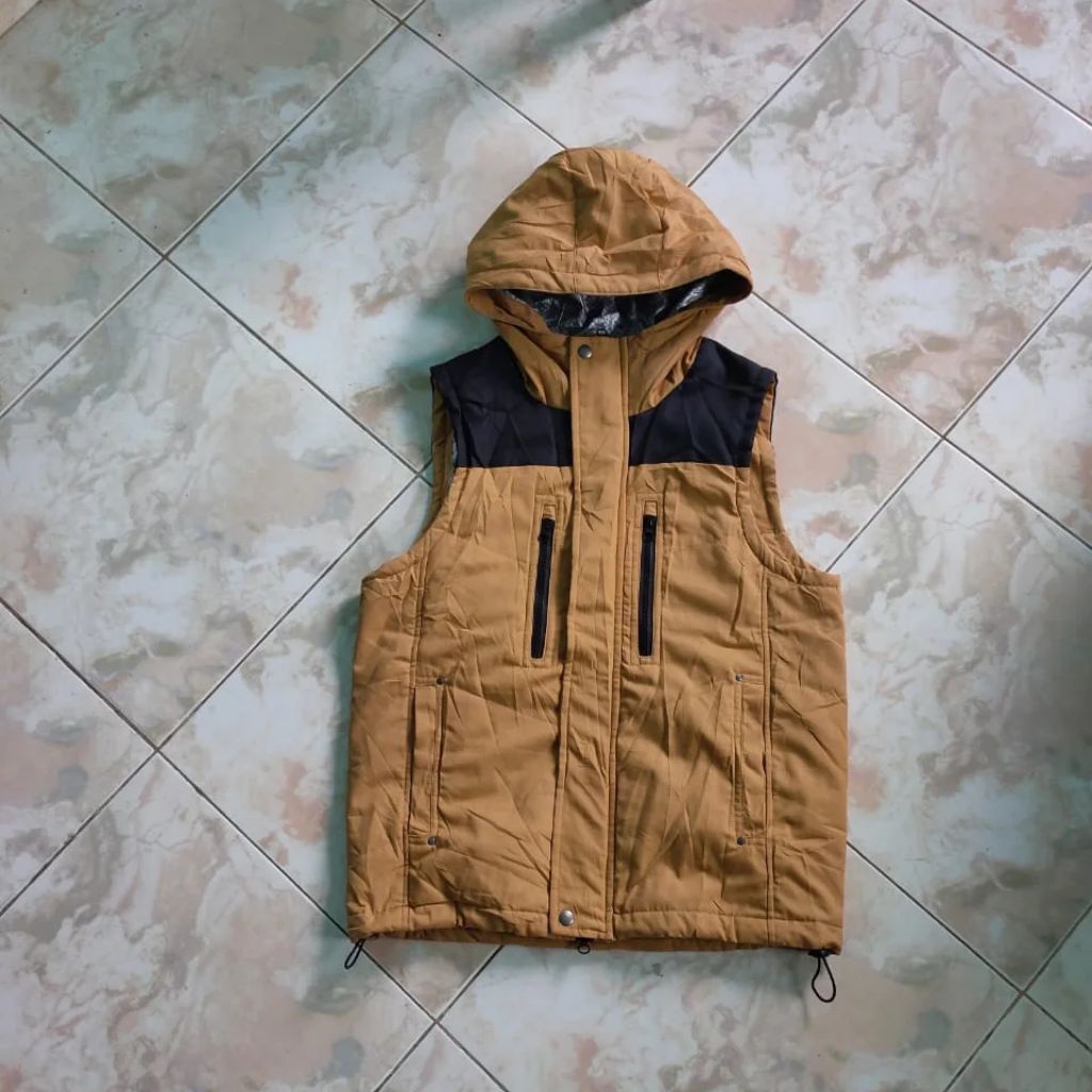 Rompi Fieldcore Workman Outdoor Vest Hoodie
