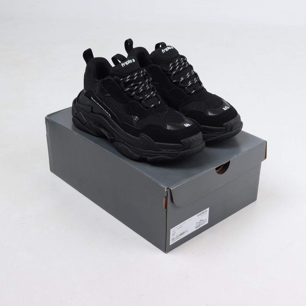 Balenciaga Triple S Black