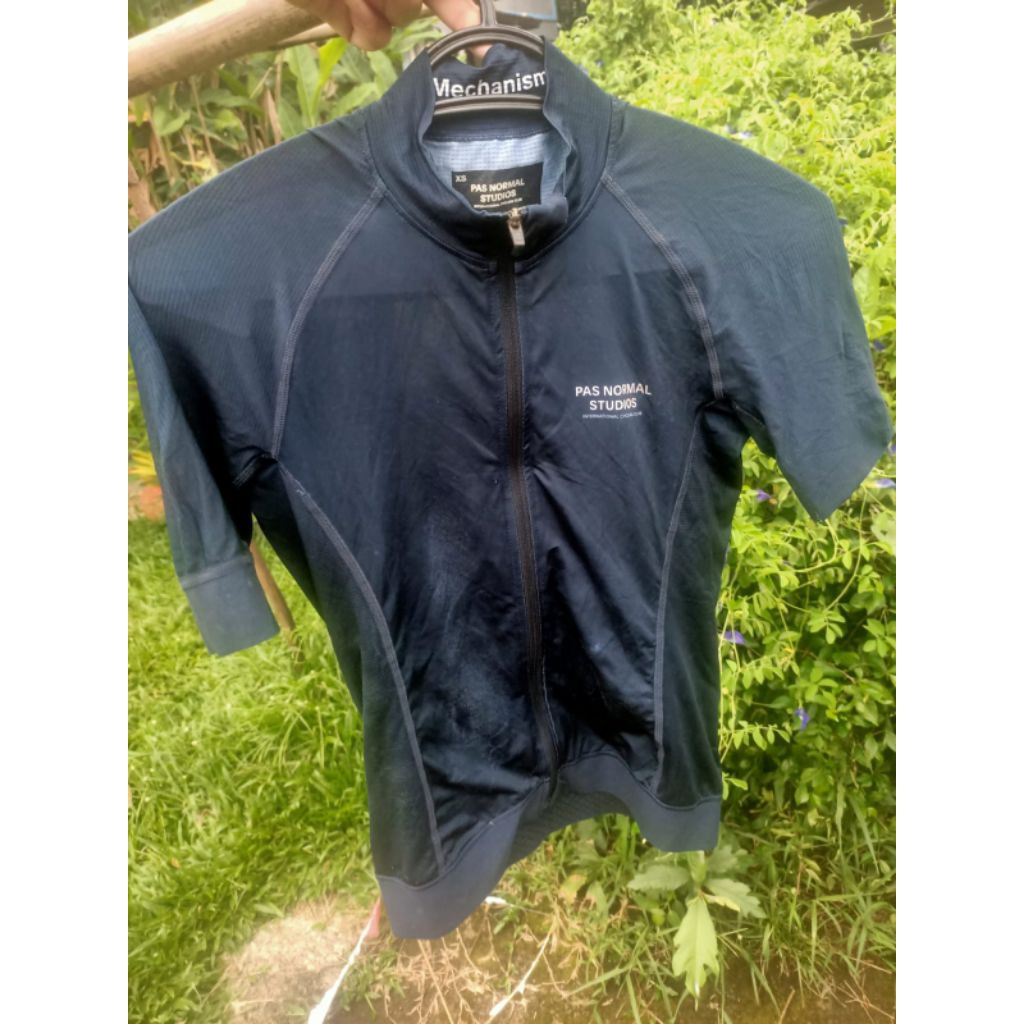 Jersey pns studio mechanism size xs Made in Italy original sepeda bekas