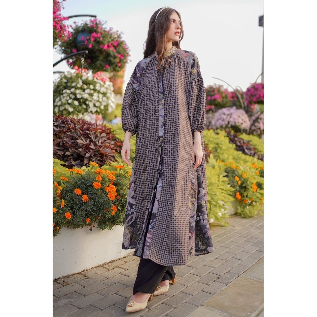 Benang jarum Into the Garden ITG dress (split 800rb)