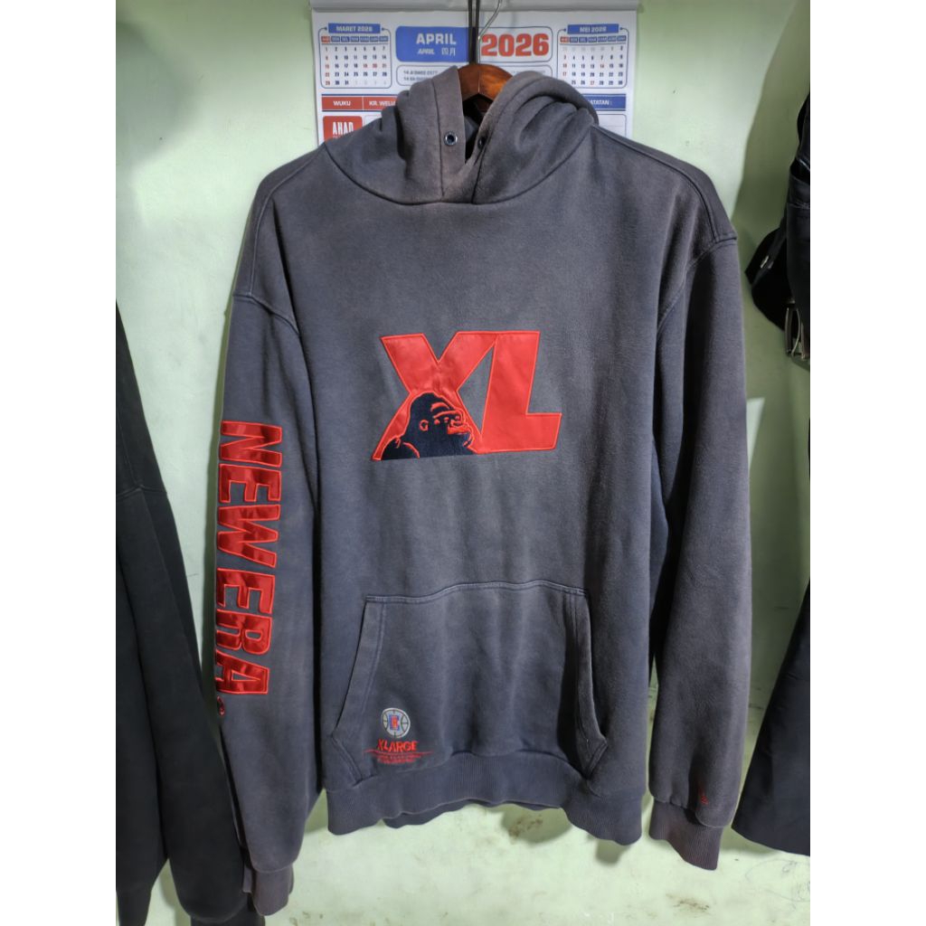 Hoodie new era x xlarge (baca deskripsi)