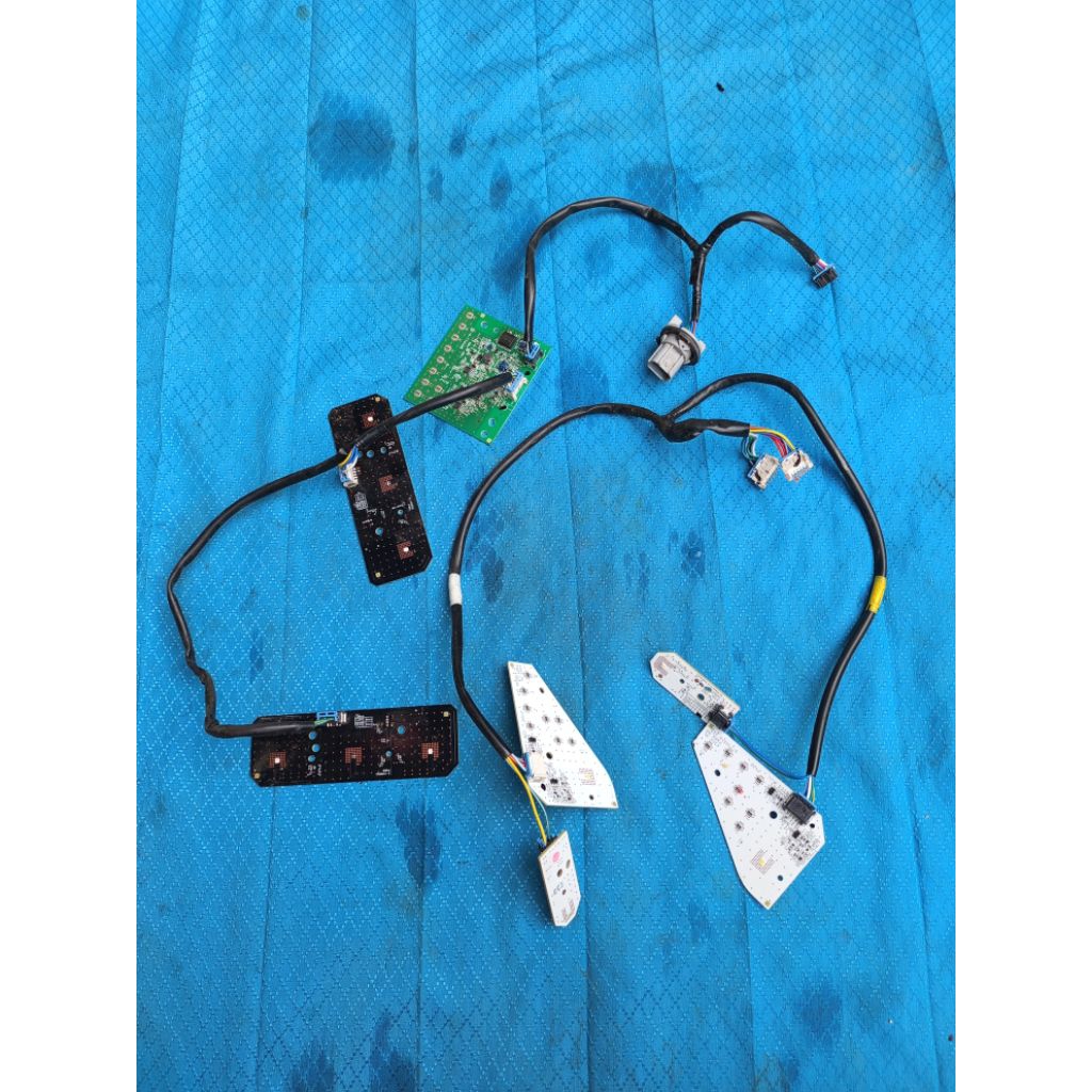 PCB Honda Vario 160 LED new Original / PCB lampu depan Vario 160 LED New Original copotan