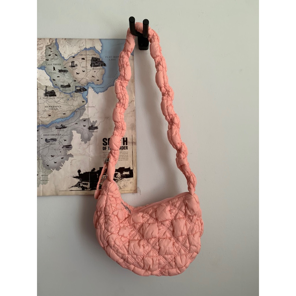Colorbox Puffy Bag