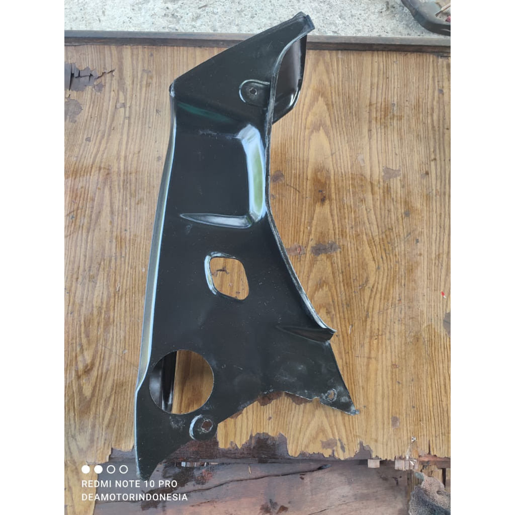 sayap hitam honda astrea grand impressa original kanan / 3458