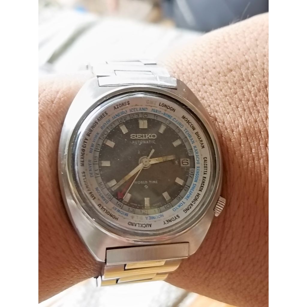 jam seiko vintage world time