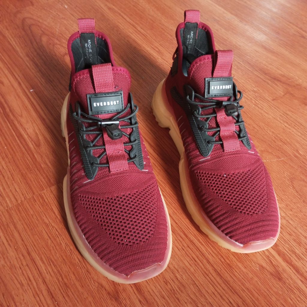 Preloved Sepatu sneakers EVERBEST original