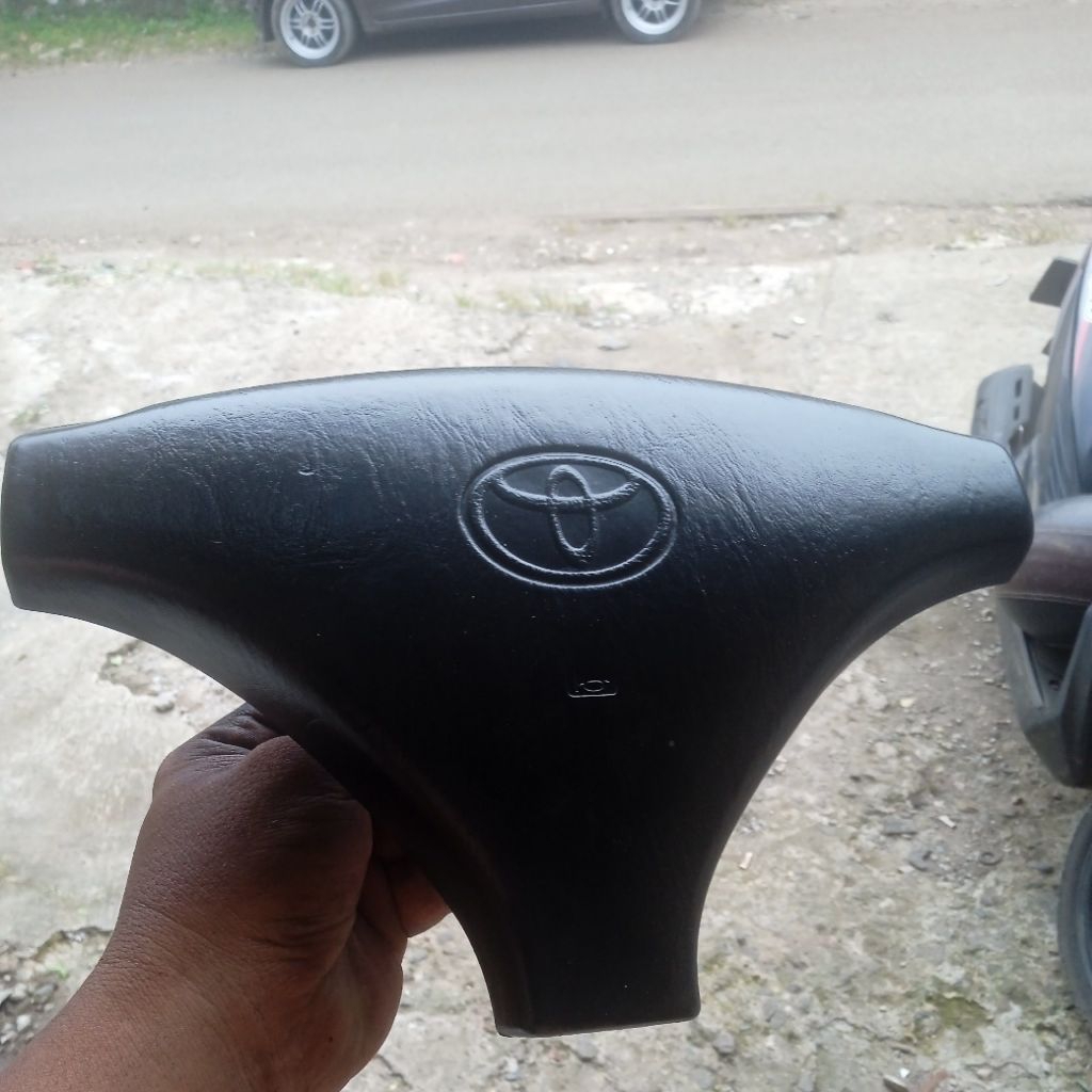 tutup whiil stir  tutup stir klakson Toyota Soluna GLI kijang kapsul