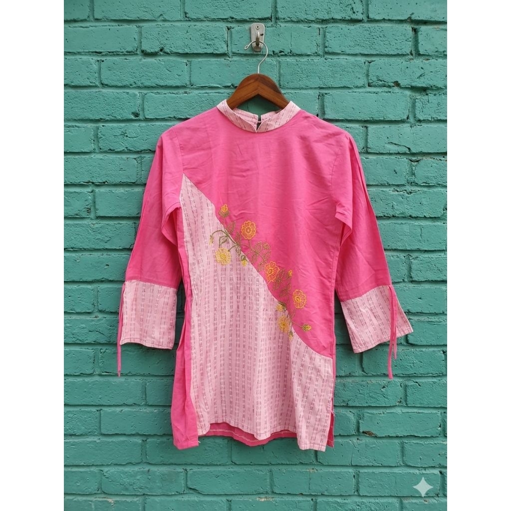 preloved atasan anak-anak bisa untuk ngaji umur 7 - 10 tahun LD 82 cm tinggi 71 cm l baju atasan ana