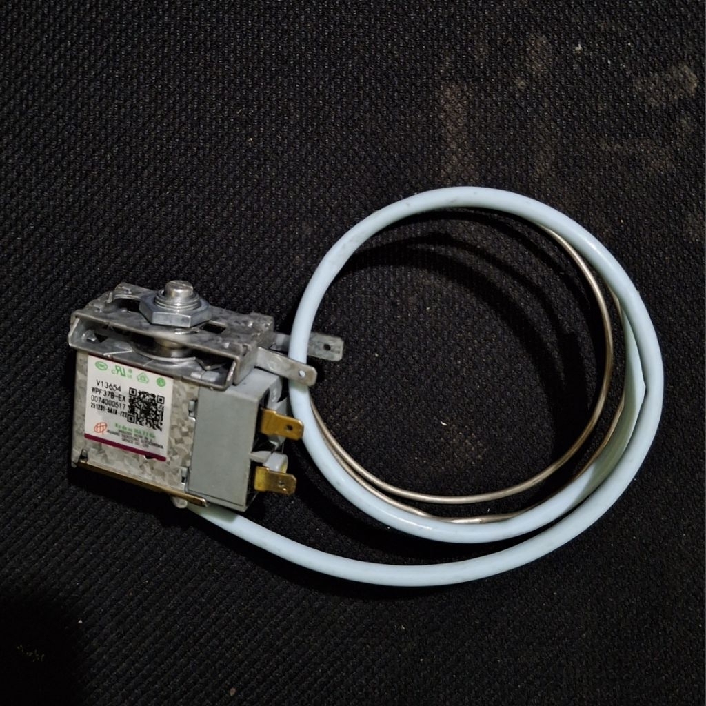 Thermostat Kulkas Sharp