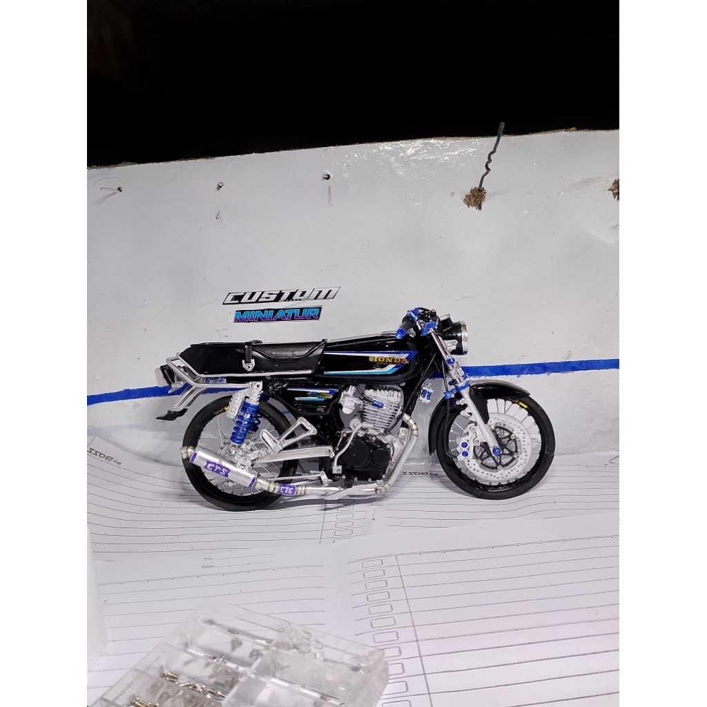 miniatur gl100 super detail ful bongkar pasang
