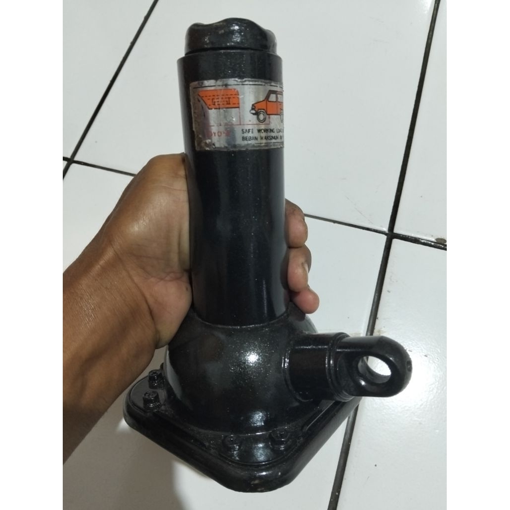 dongkrak ulir jadul