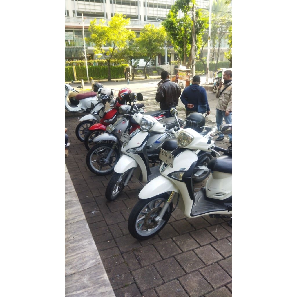kampas rem depan belakang shock belakang kabel speedo Piaggio Liberty