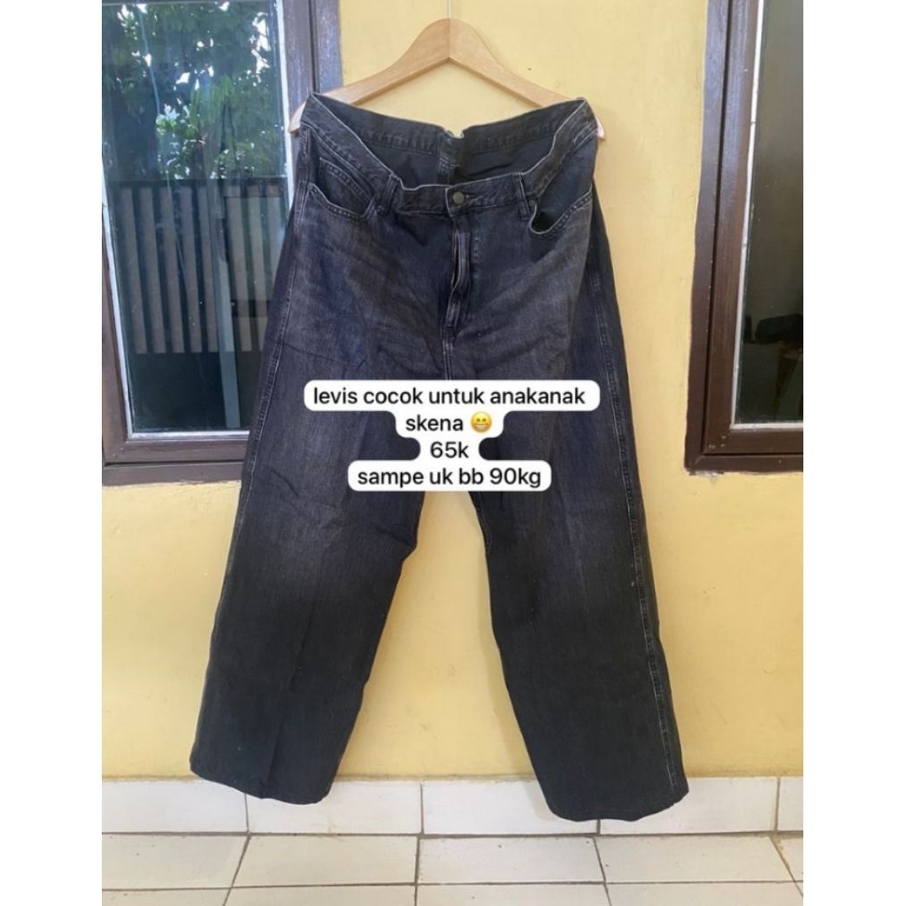 celana kulot levis