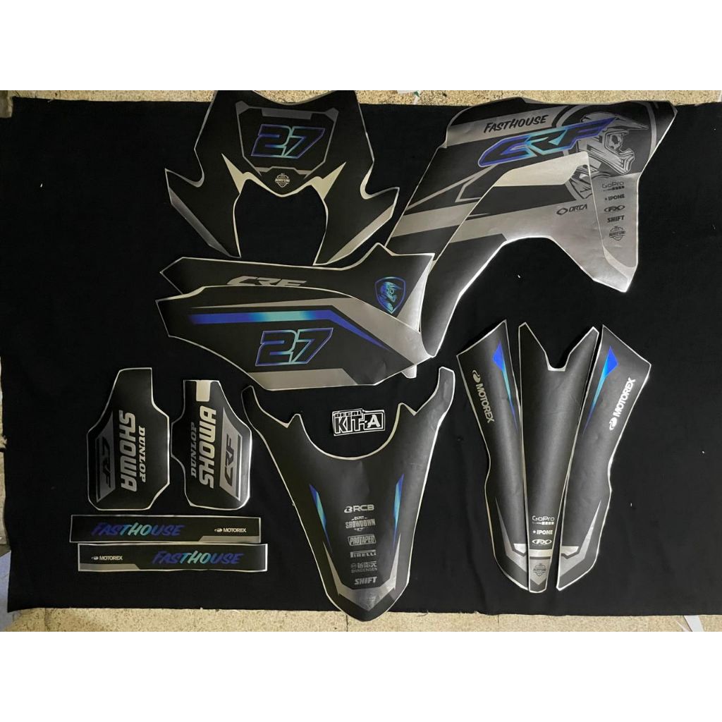 Decal Honda crf 150l stiker crf 150l hitam list biru simpel full body chrome silver doff