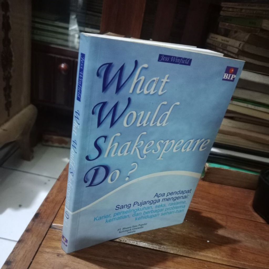 WHAT WOULD SHAKESPEARE DO - JESS WINFIELD