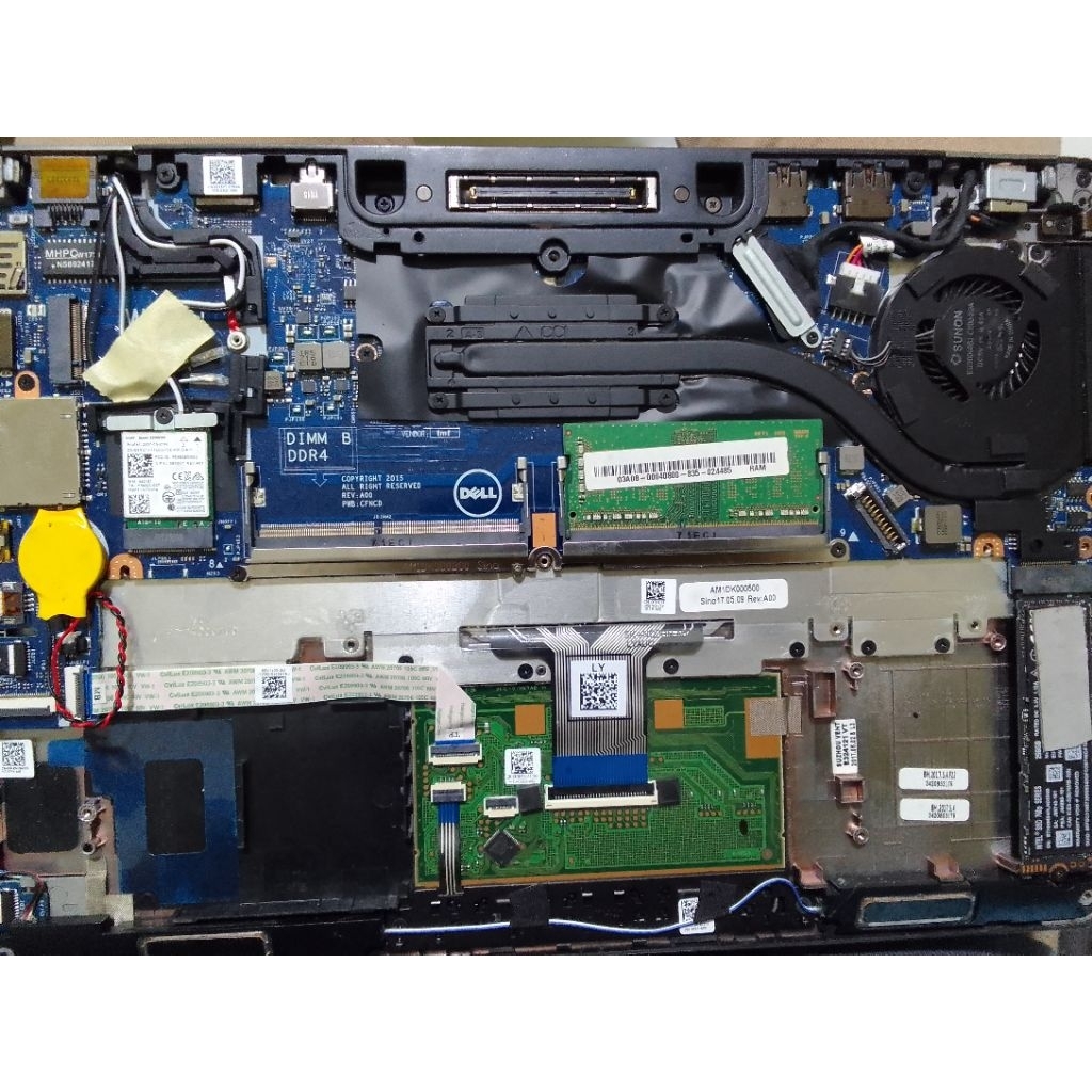 Motherboard Dell Latitude E7270 i5-6200U Kondisi nyala normal prawan