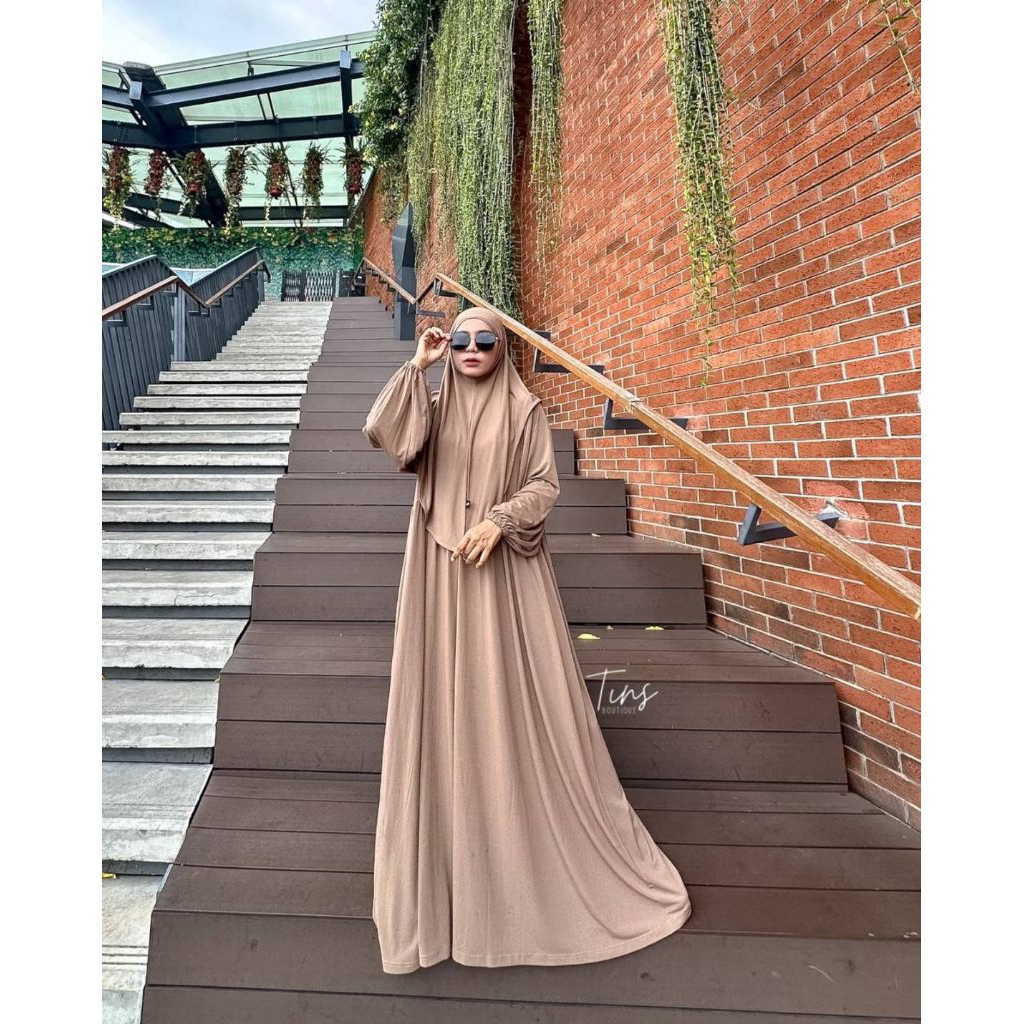 NAIMA SET DRESS