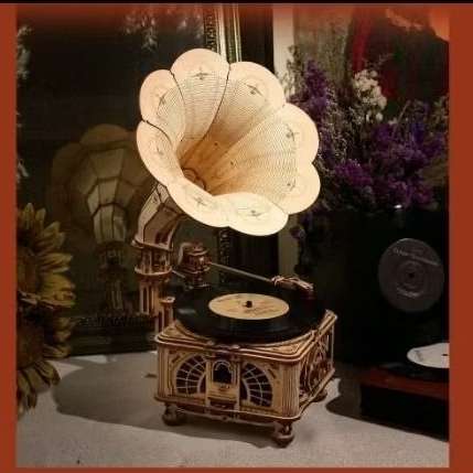 Robotime ROKR Classical Gramophone