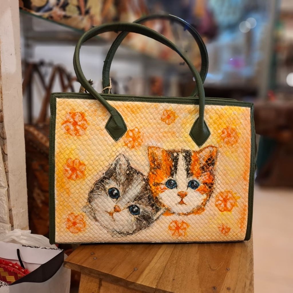Tas Anyam Lukis Tangan Handmade - Tote Bag Wanita Motif Kucing & Pemandangan Aesthetic Unik Premium