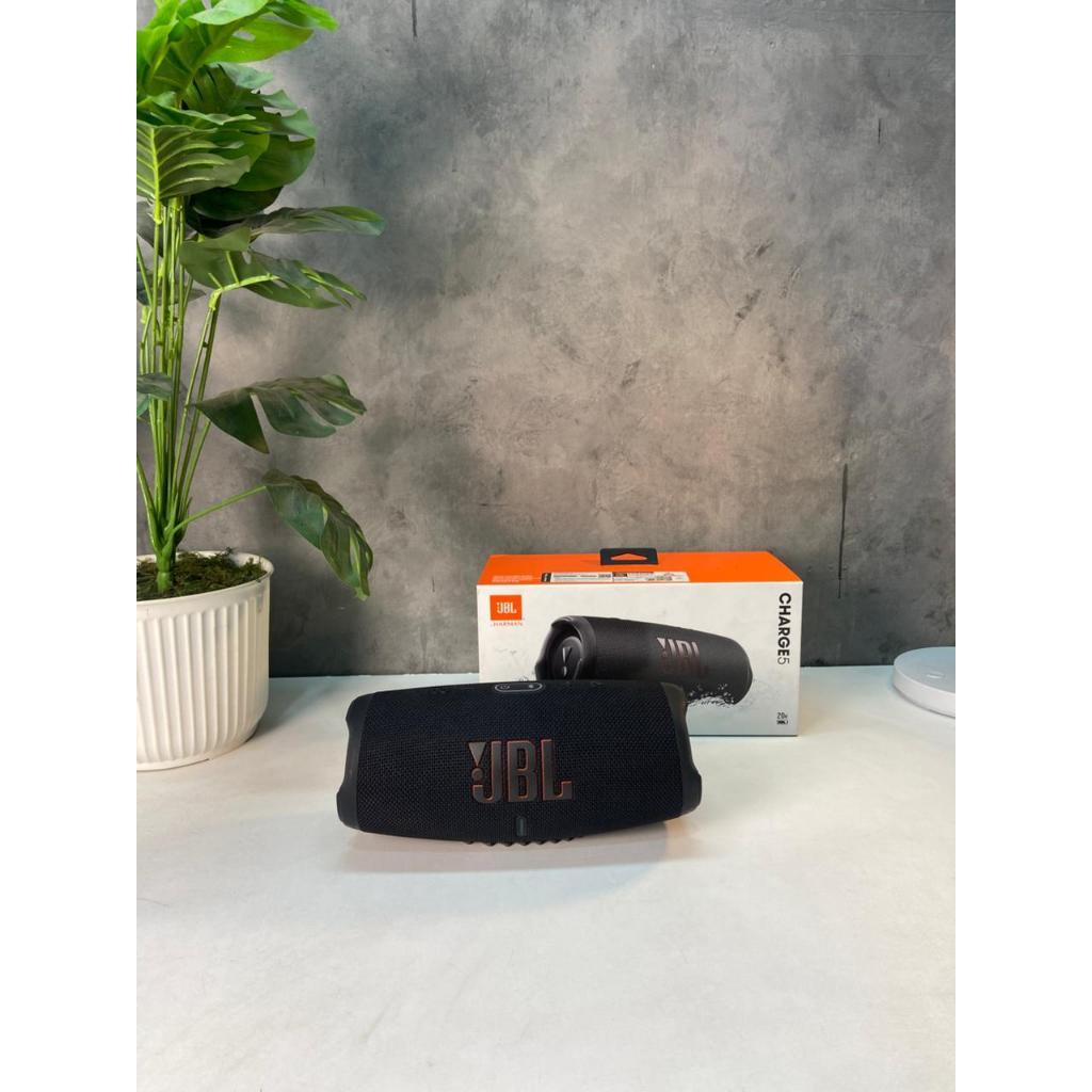 JBL Charge 5