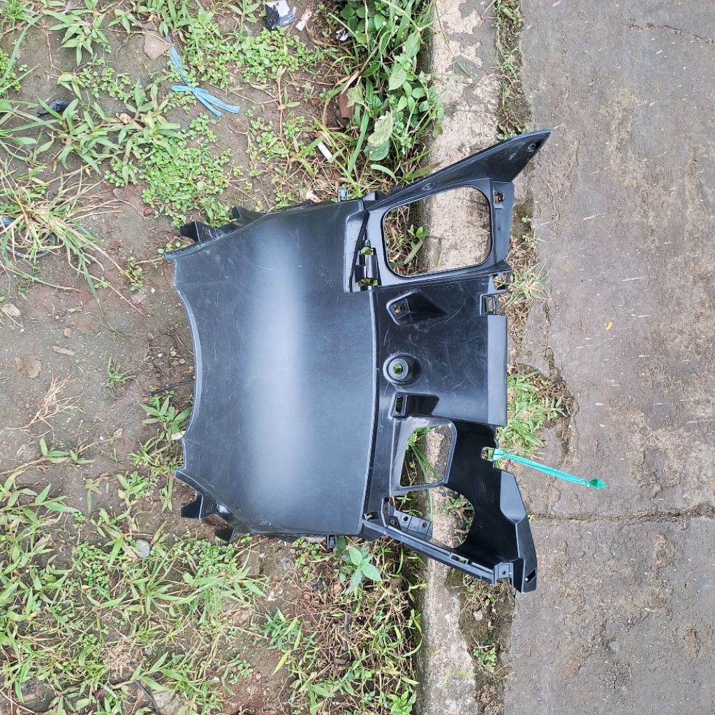 COVER INNER LACI DEK KUNCI HONDA PCX 160 ORIGINAL