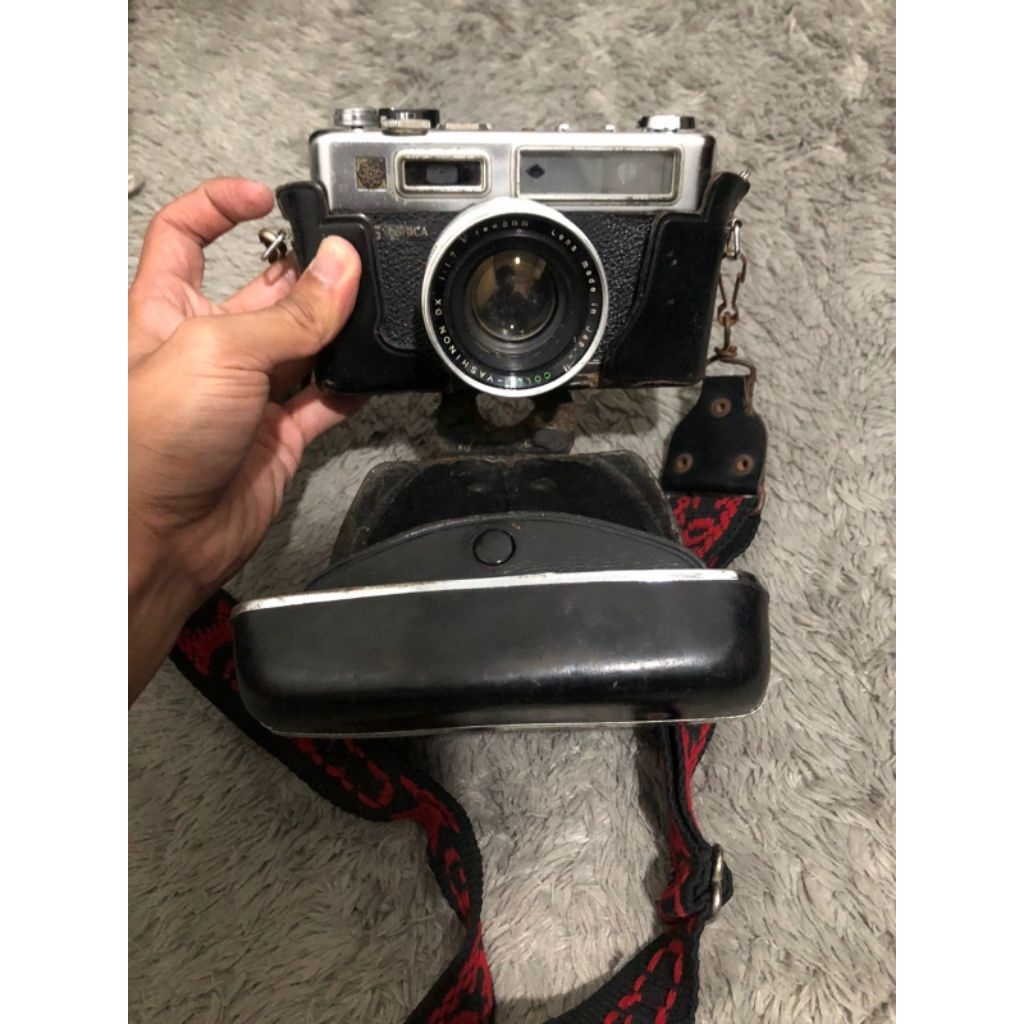 Kamera analog Yashica Electro 35 GS Rangefinder