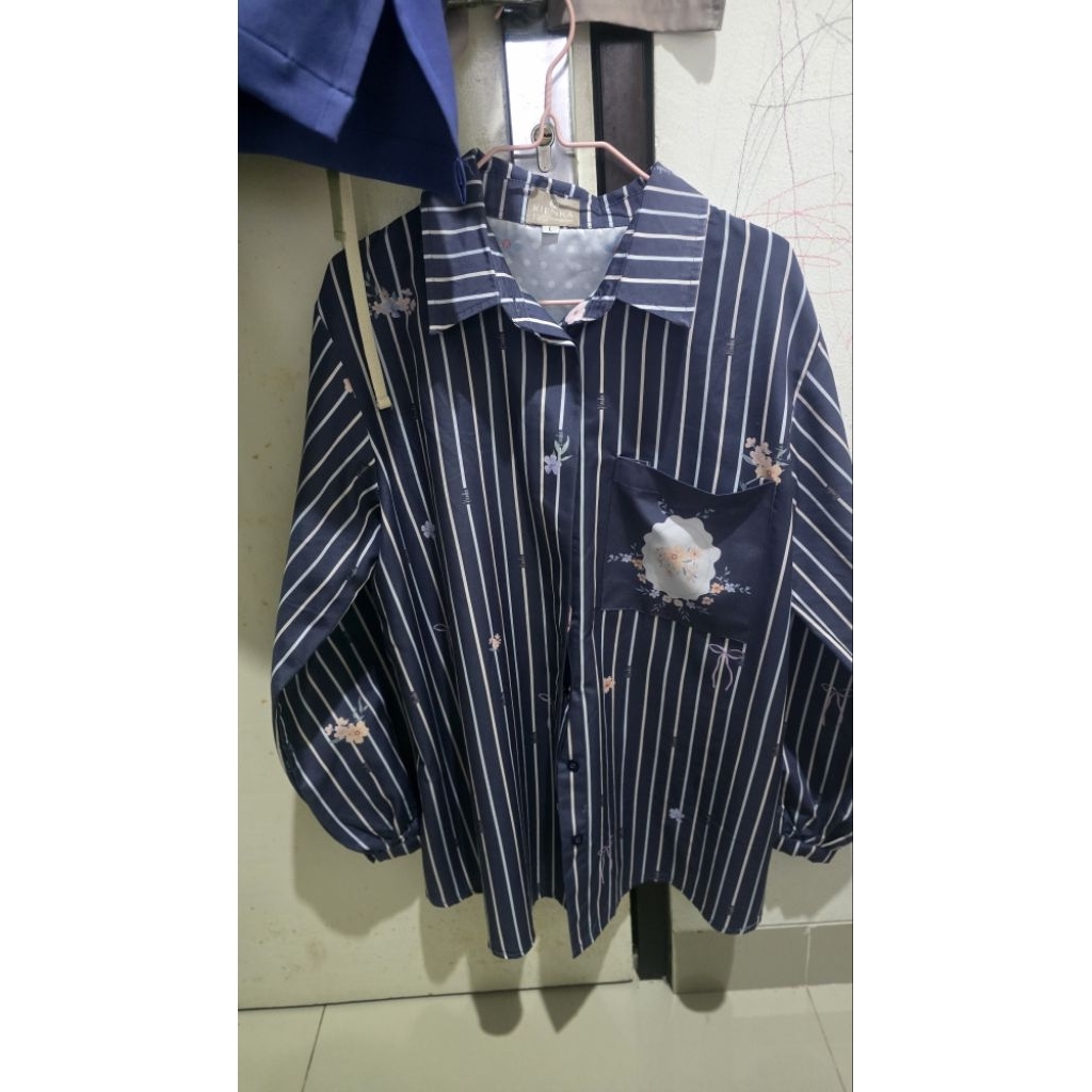 preloved kemeja kienka