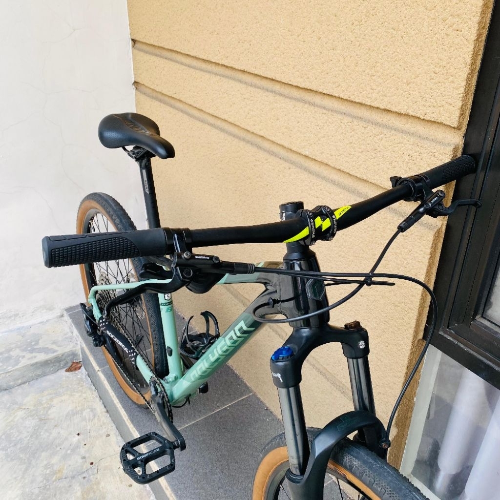 Polygon xtrada 6