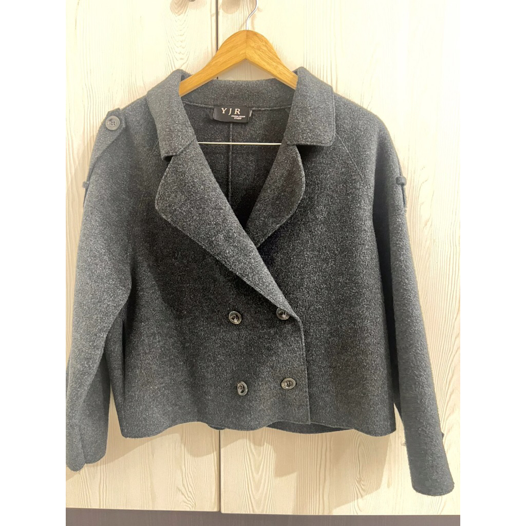 Coat Preloved