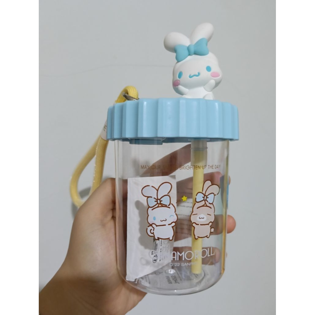 botol minum cinnamoroll