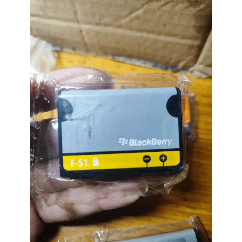 Batre Blackberry torch 9800/9810.copotan ori