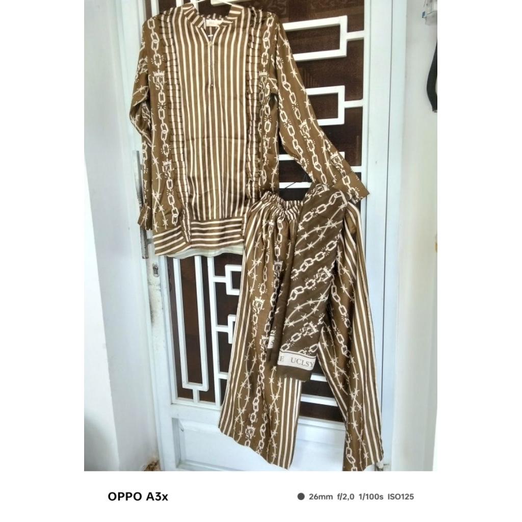 PRELOVED / PL SETCEL / ONE SET BRAND UCL SYAR'I SET HIJAB