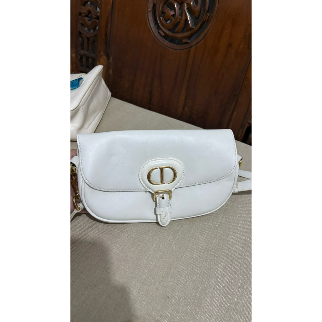 Preloved tas dior bobby premium ivory gold