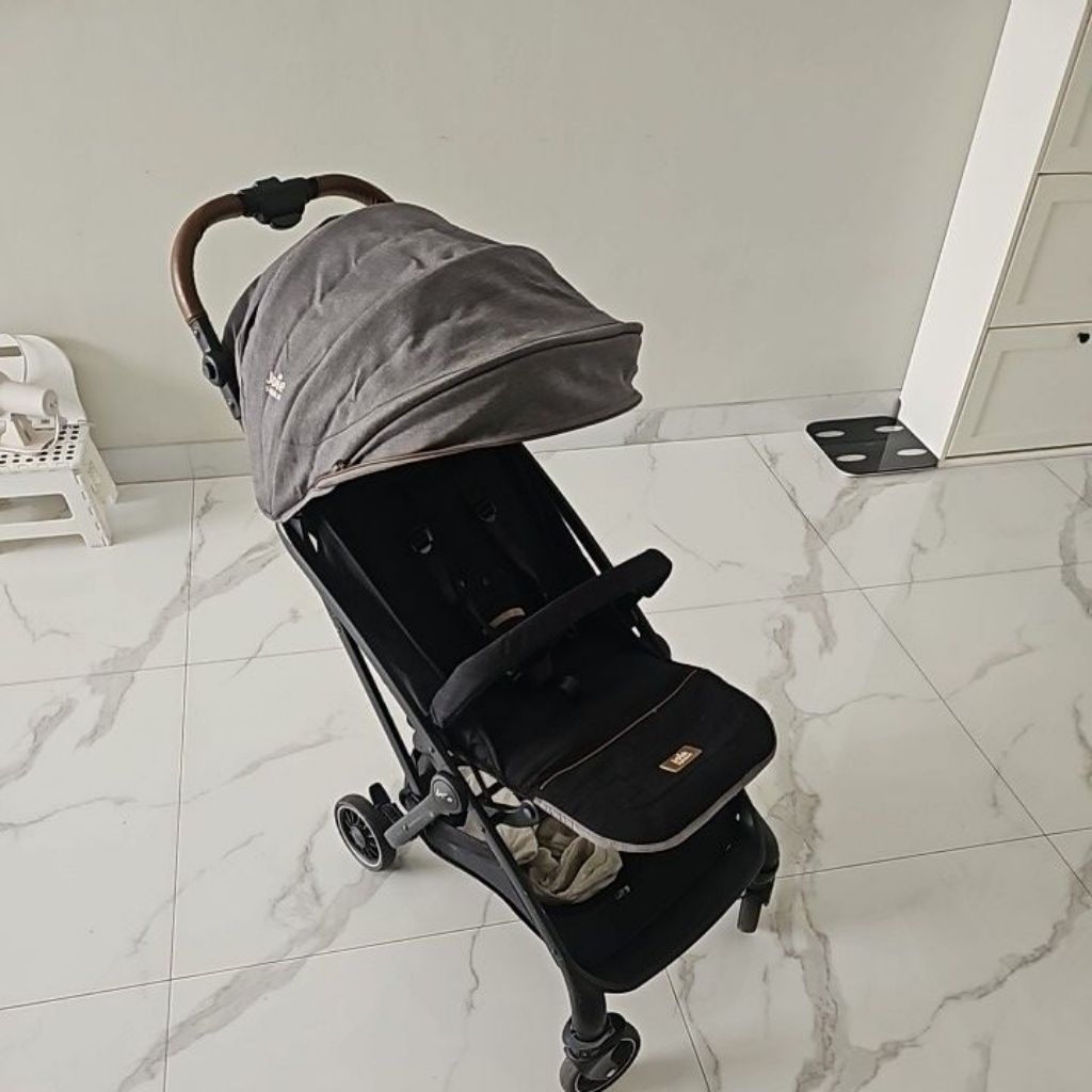 Joie Signature Stroller Preloved