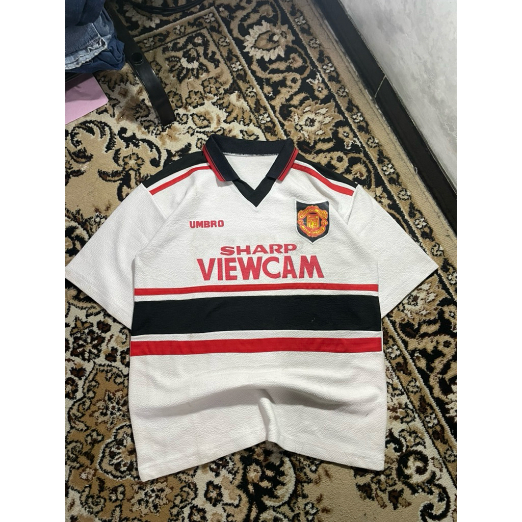 jersi king emyu