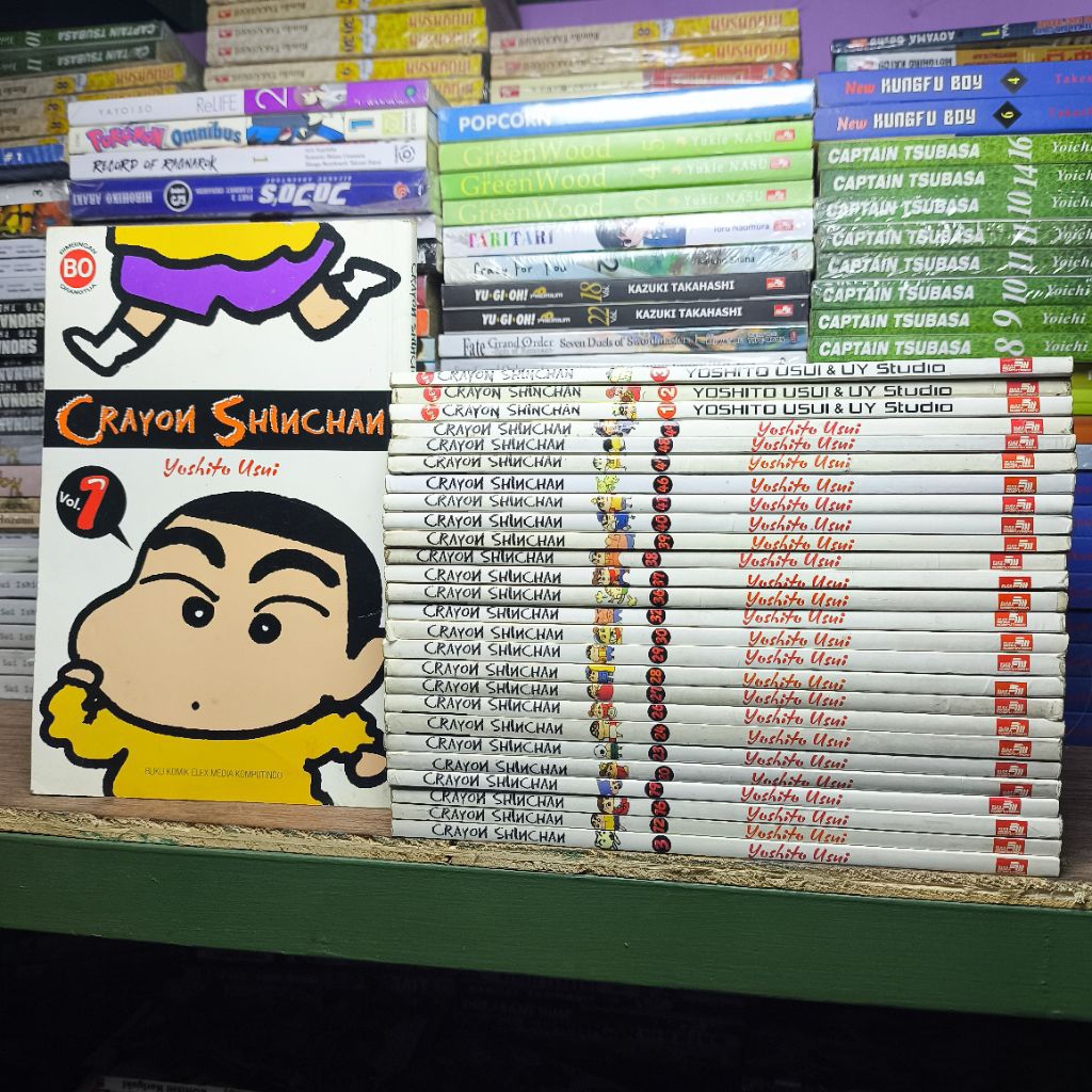 Komik Crayon Shinchan dan New Crayon Shinchan