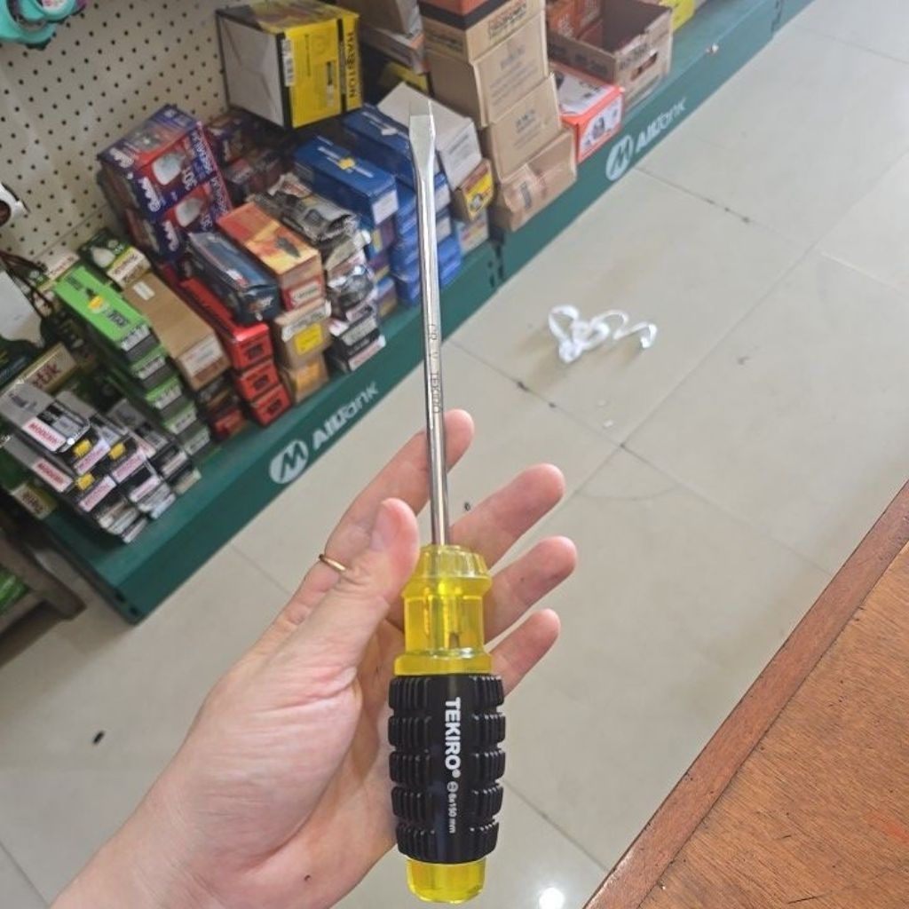 obeng tekiro gagang karet 6inci (15cm) min / obeng tekiro min 6in